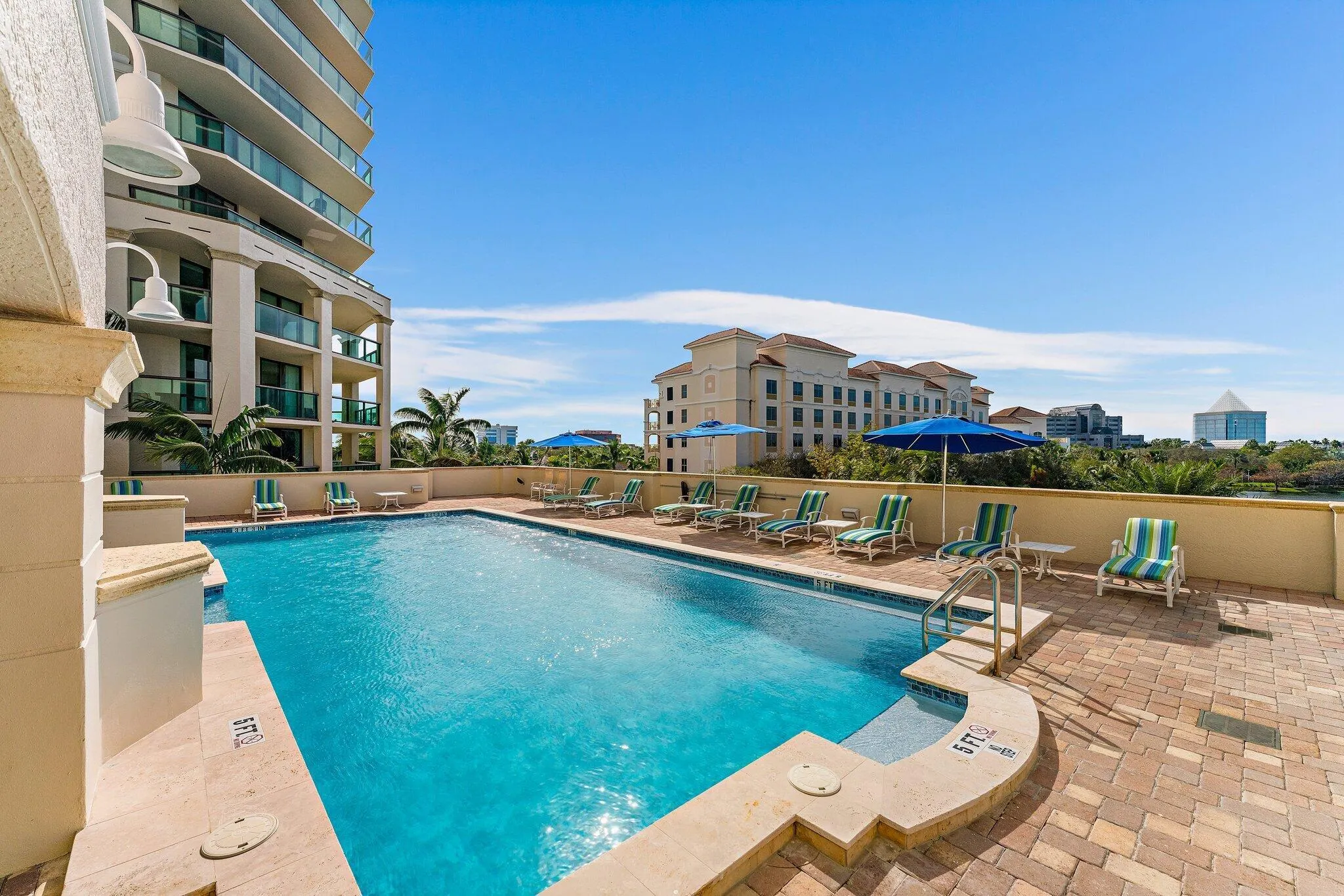 3610 Gardens Parkway, #904a