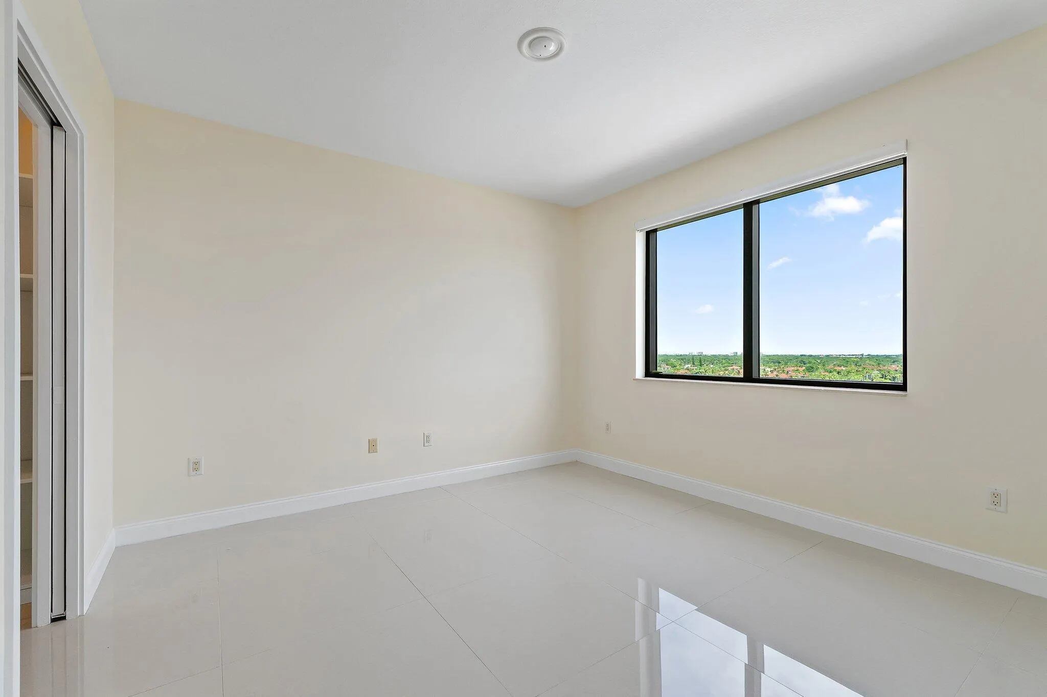3610 Gardens Parkway, #904a