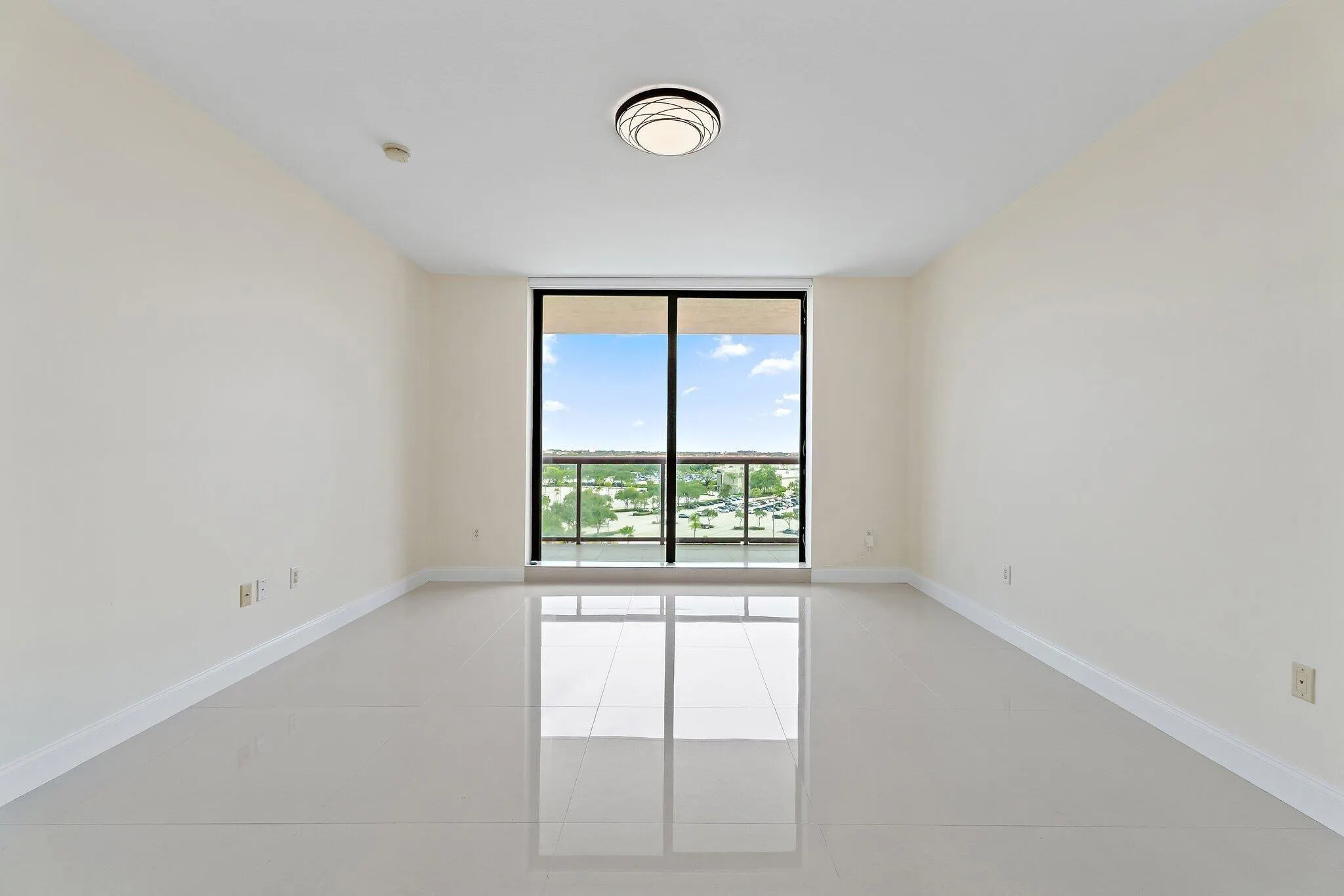 3610 Gardens Parkway, #904a