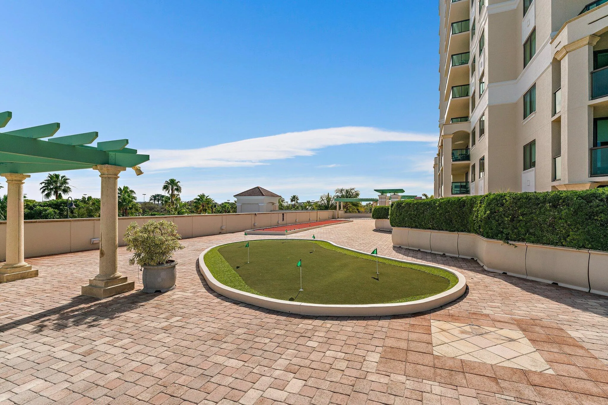 3610 Gardens Parkway, #904a