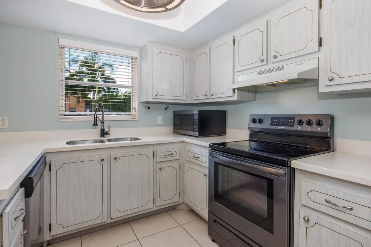 2950 SE Ocean Boulevard, #53-3