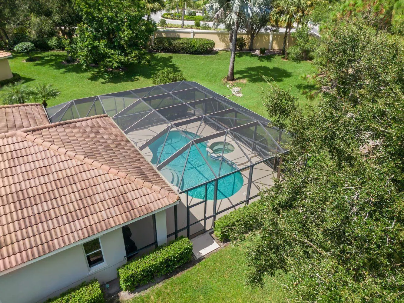 9152 Short Chip Circle