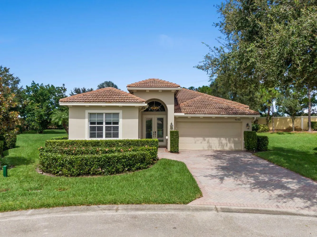 9152 Short Chip Circle