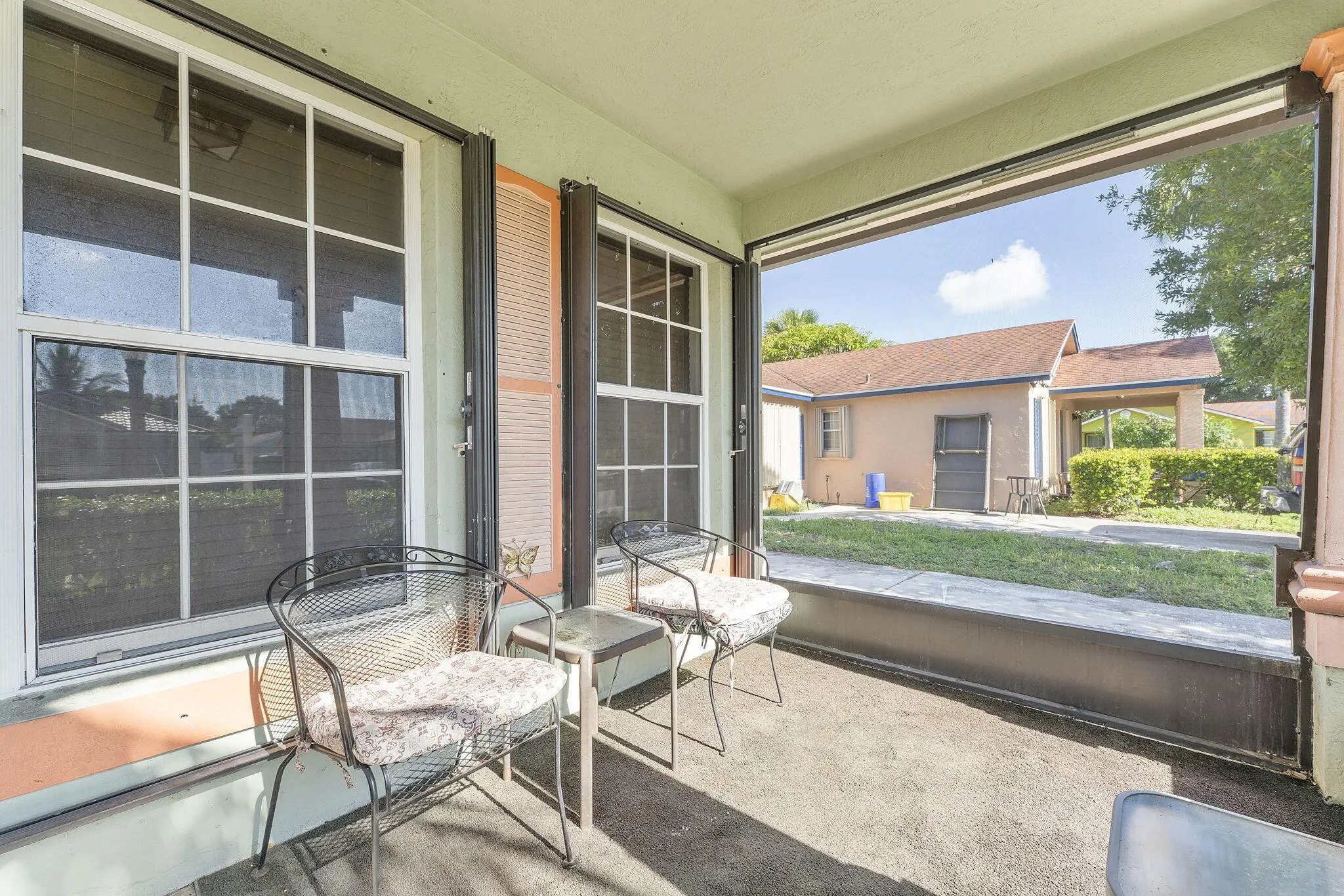 1135 Freshwater Lakes Drive