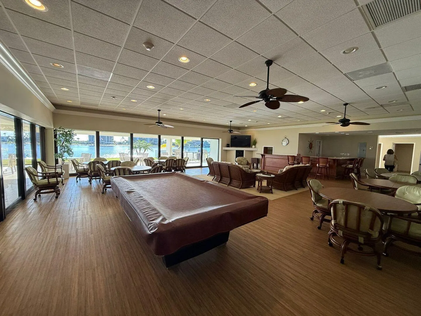 19800 Sandpointe Bay Drive, #409