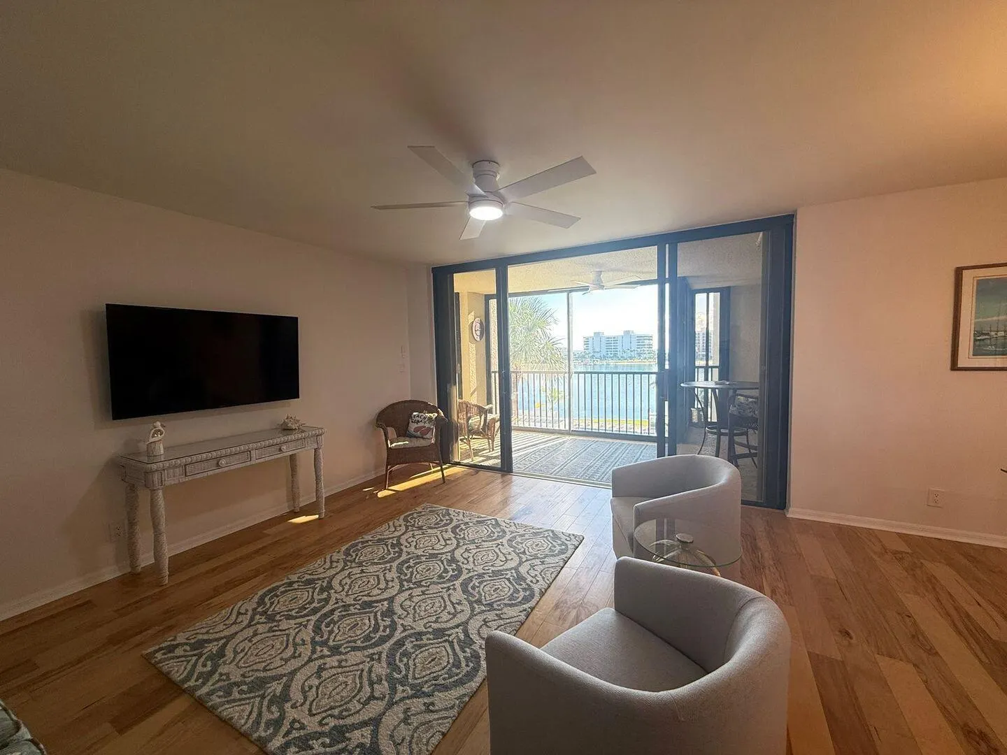 19800 Sandpointe Bay Drive, #409