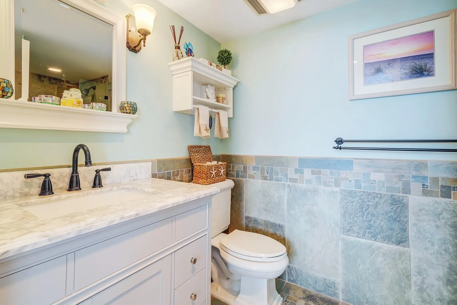 1 Harbourside Drive, #1703