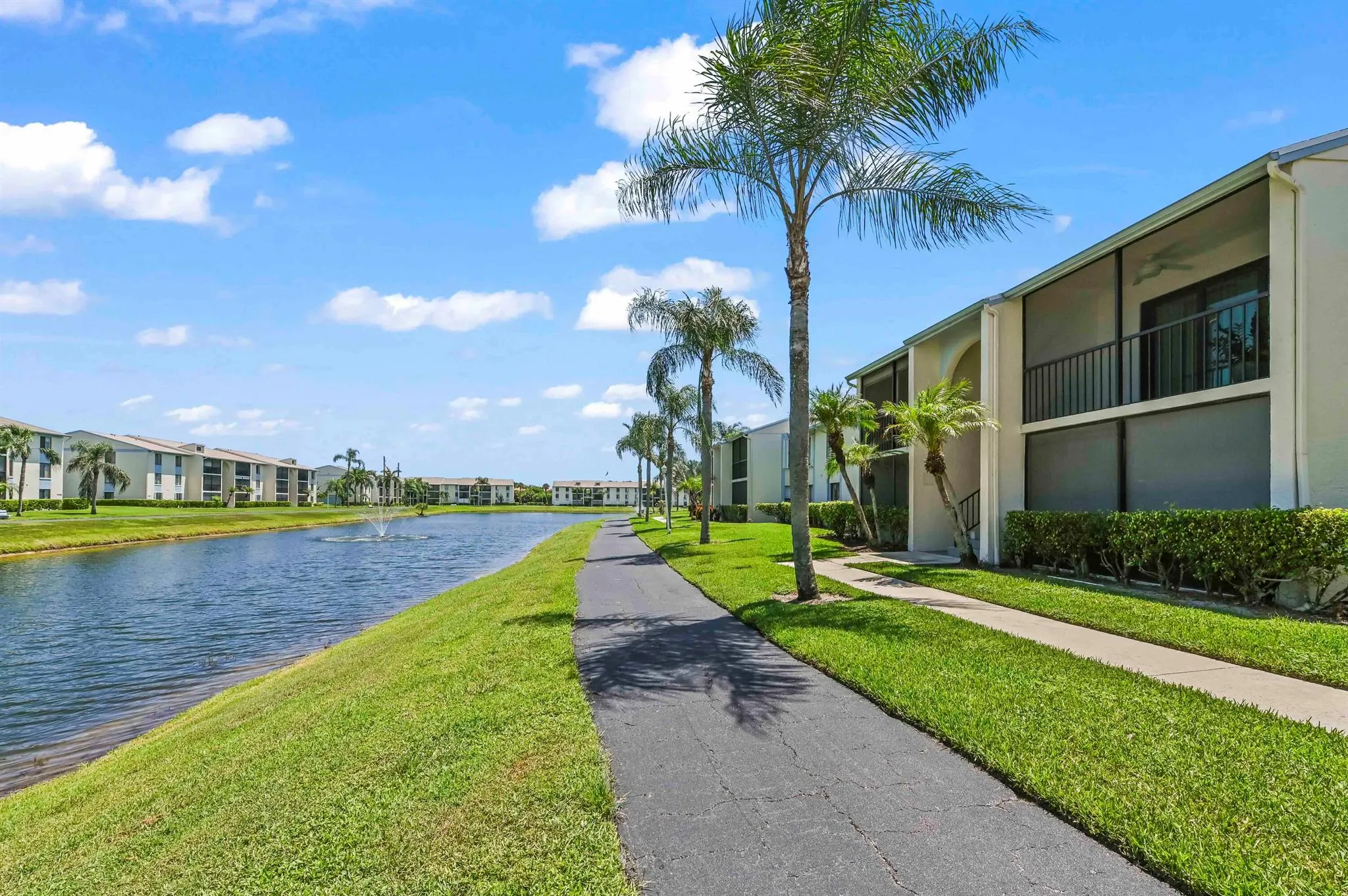 1103 Green Pine Boulevard, #C2