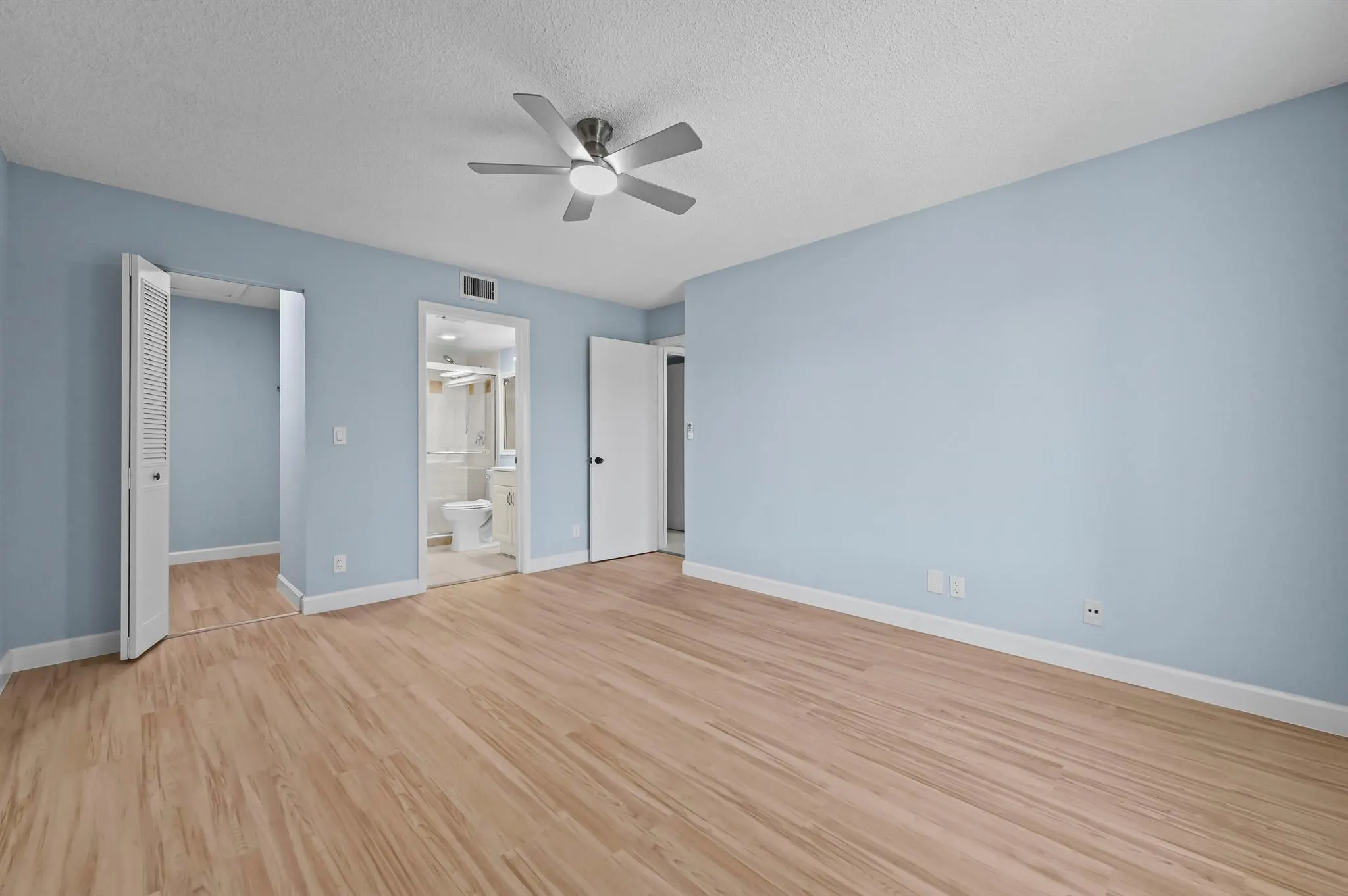 1103 Green Pine Boulevard, #C2