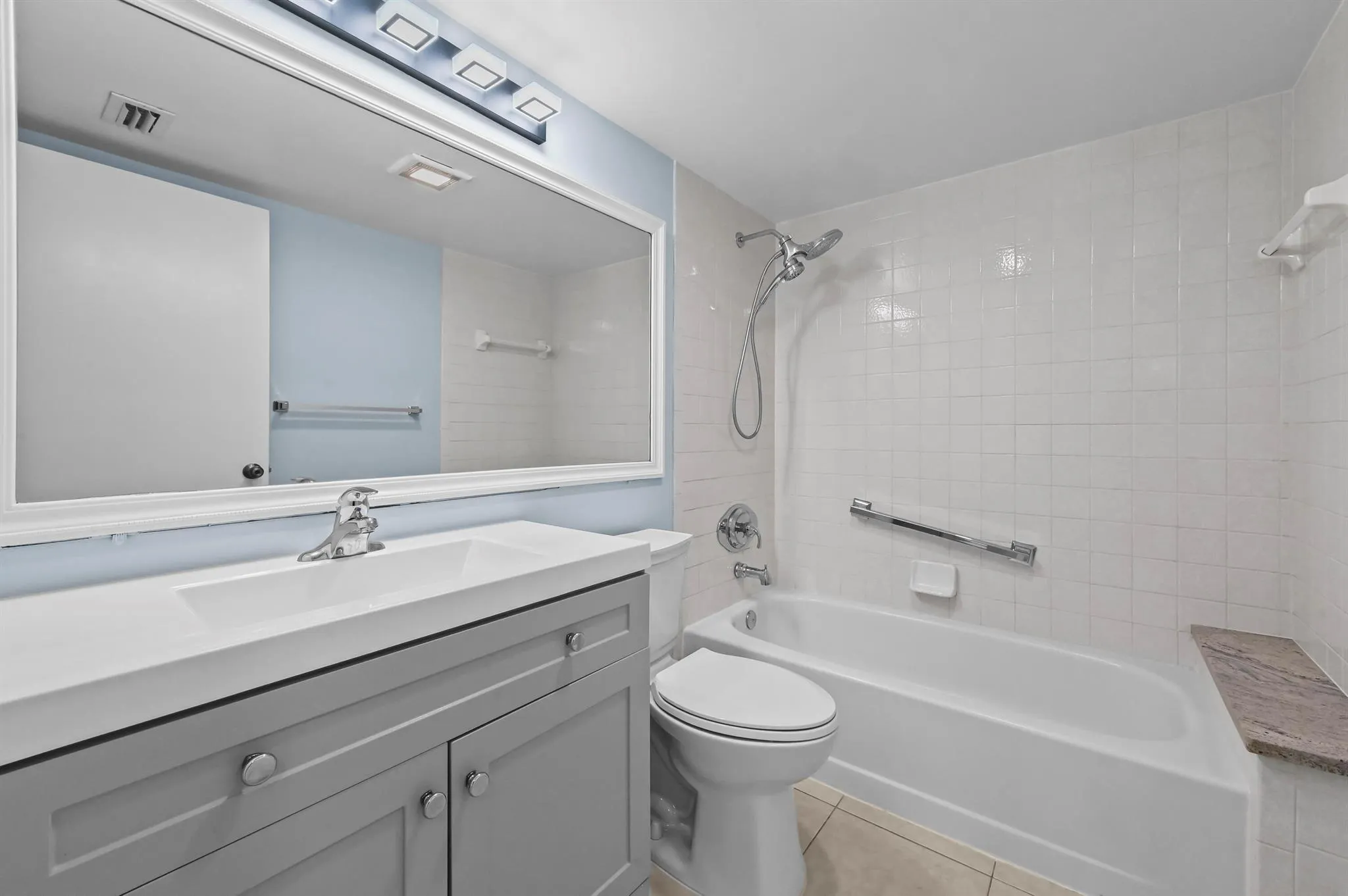1103 Green Pine Boulevard, #C2