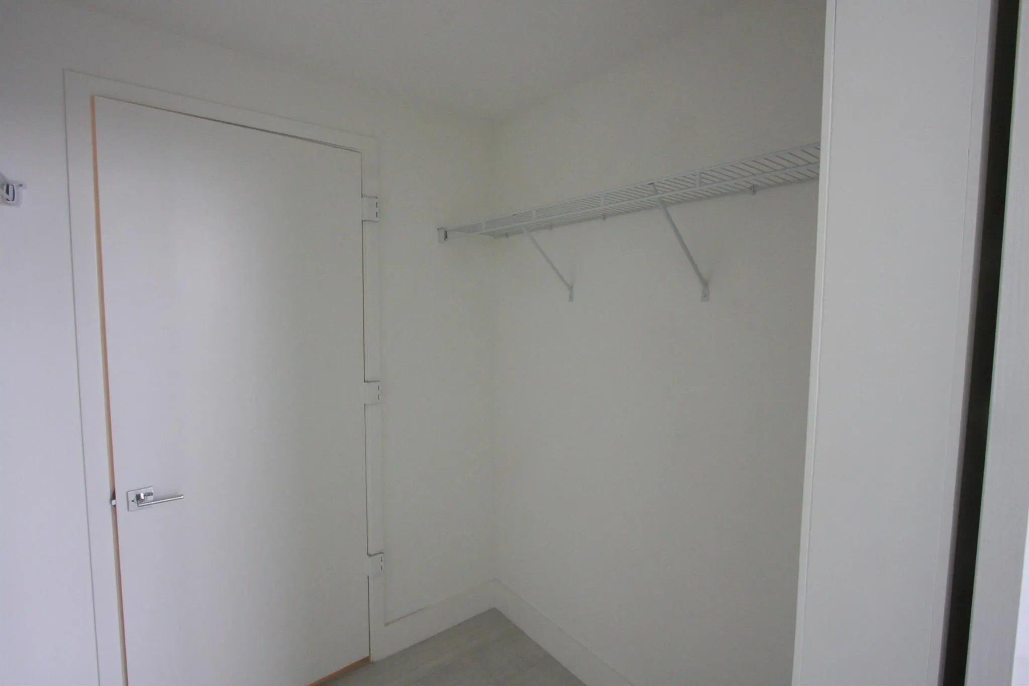 2000 Metropica Way, #1609