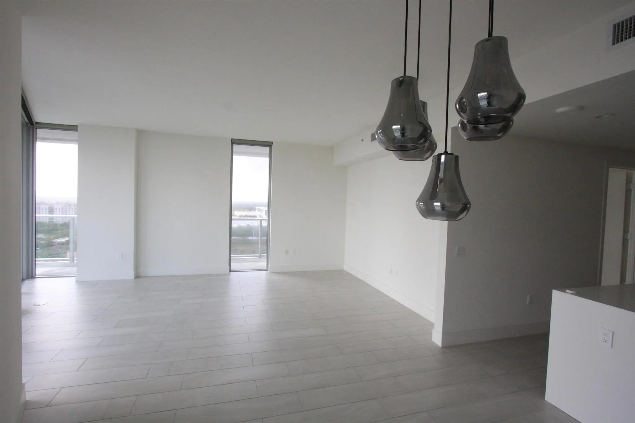 2000 Metropica Way, #1609