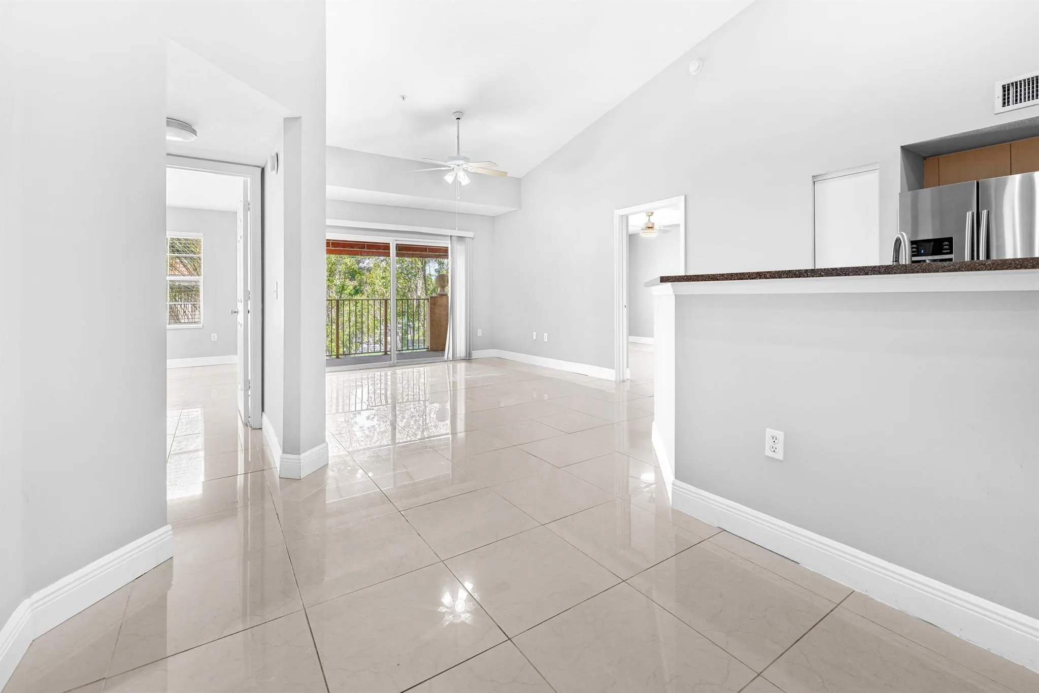 4041 San Marino Boulevard, #304