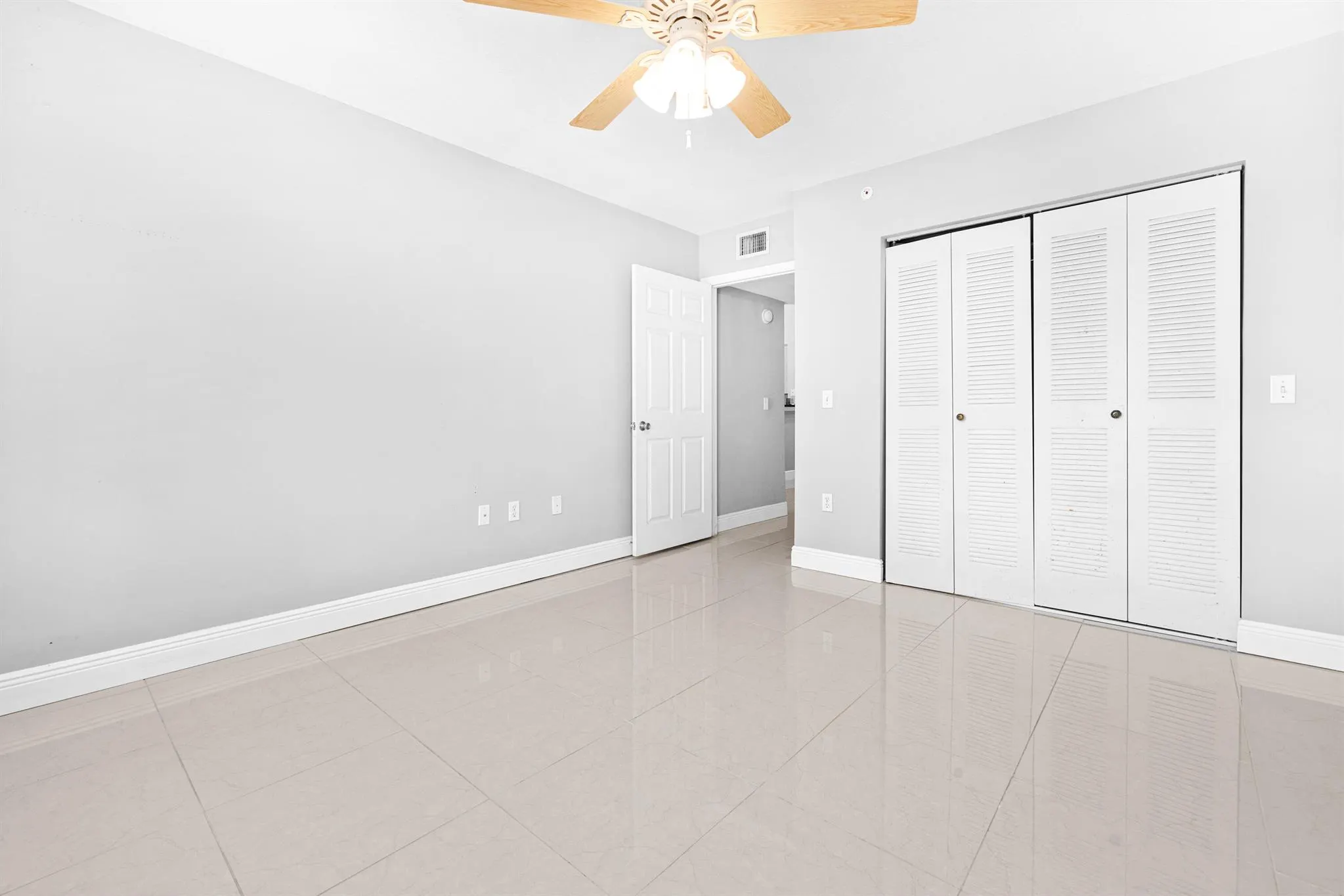 4041 San Marino Boulevard, #304