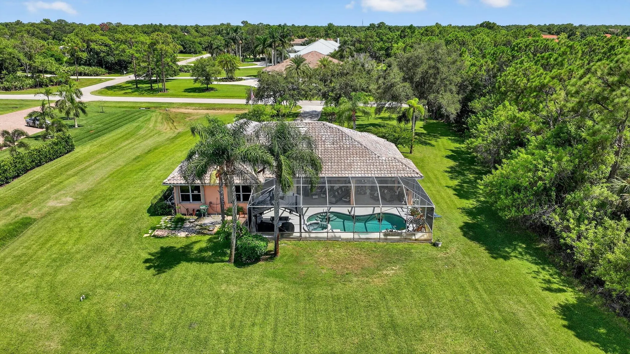 7852 SE Saddlebrook Drive
