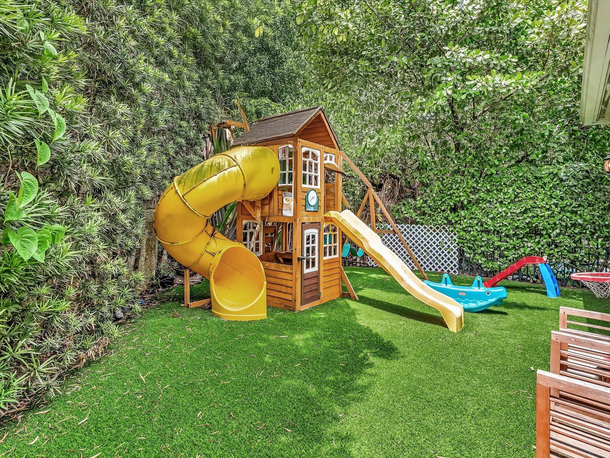 3555 Forest View Circle