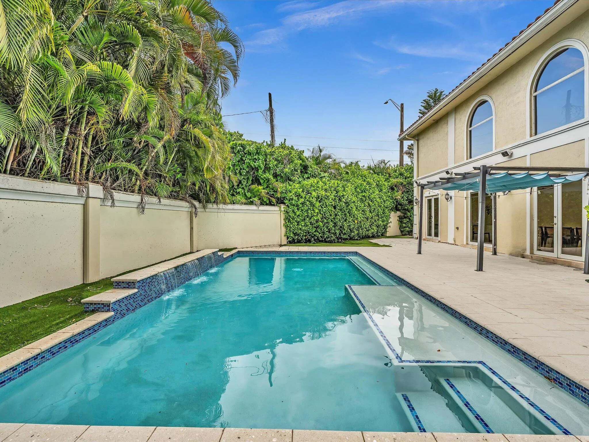 3555 Forest View Circle