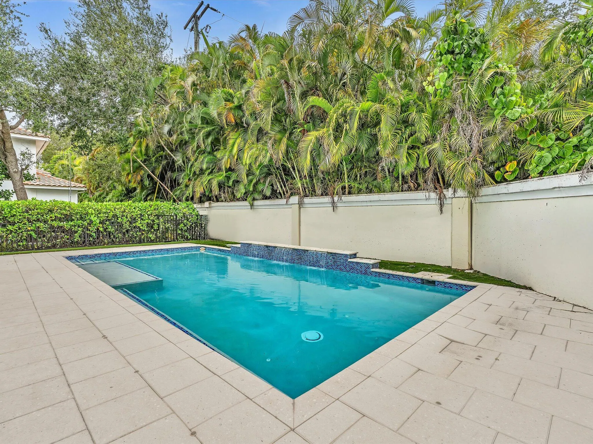 3555 Forest View Circle