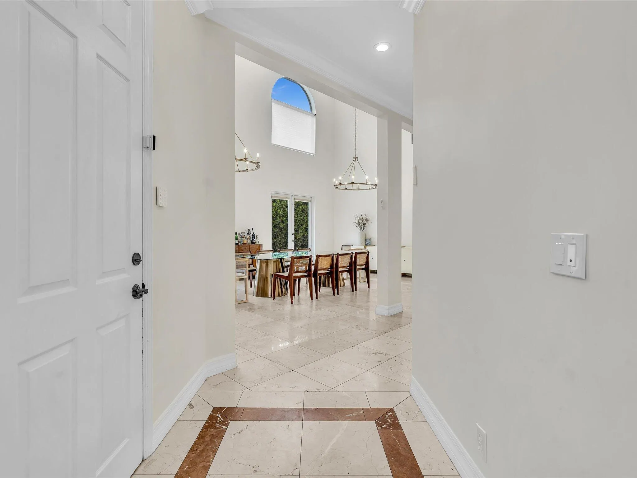 3555 Forest View Circle