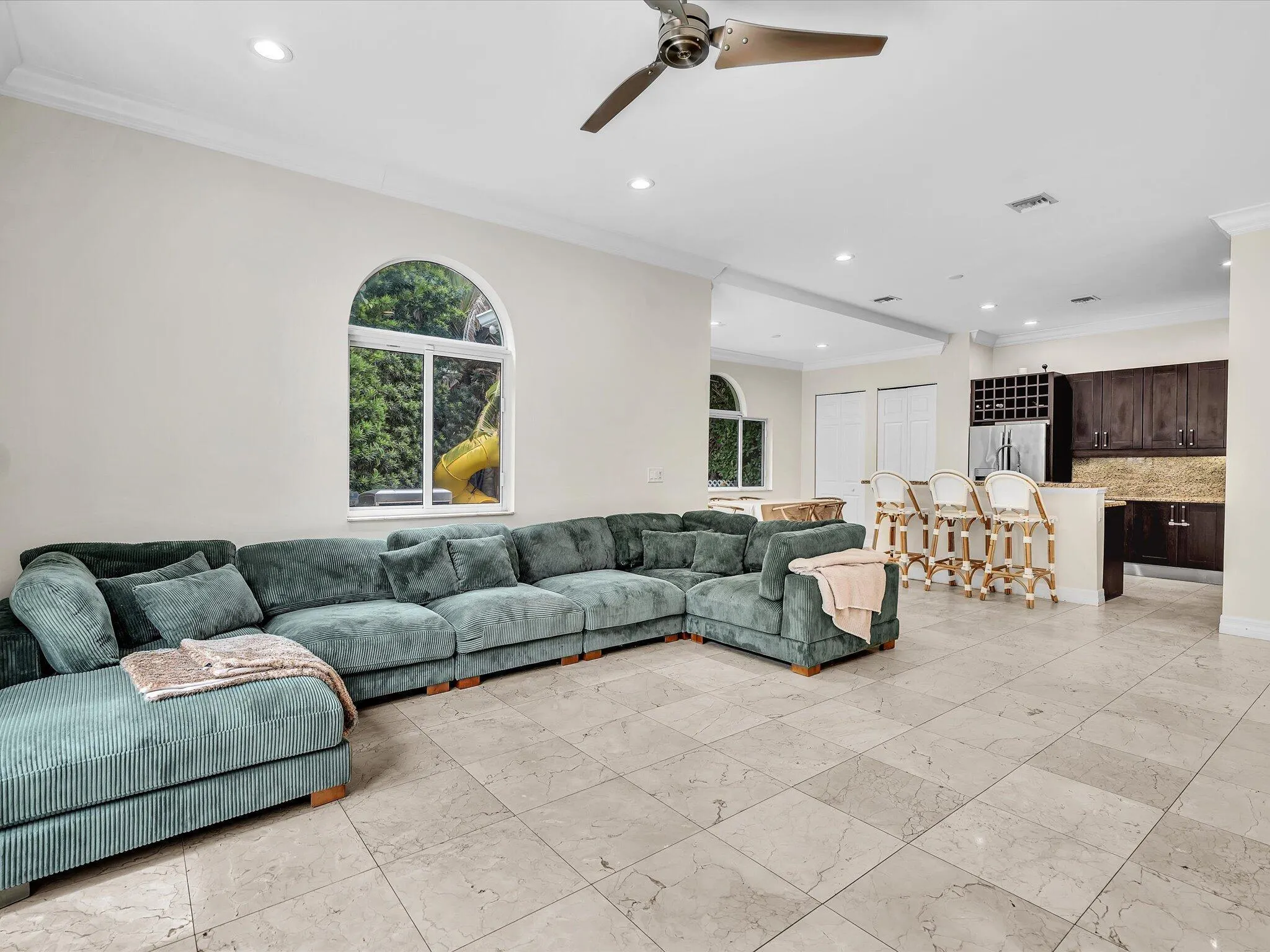 3555 Forest View Circle