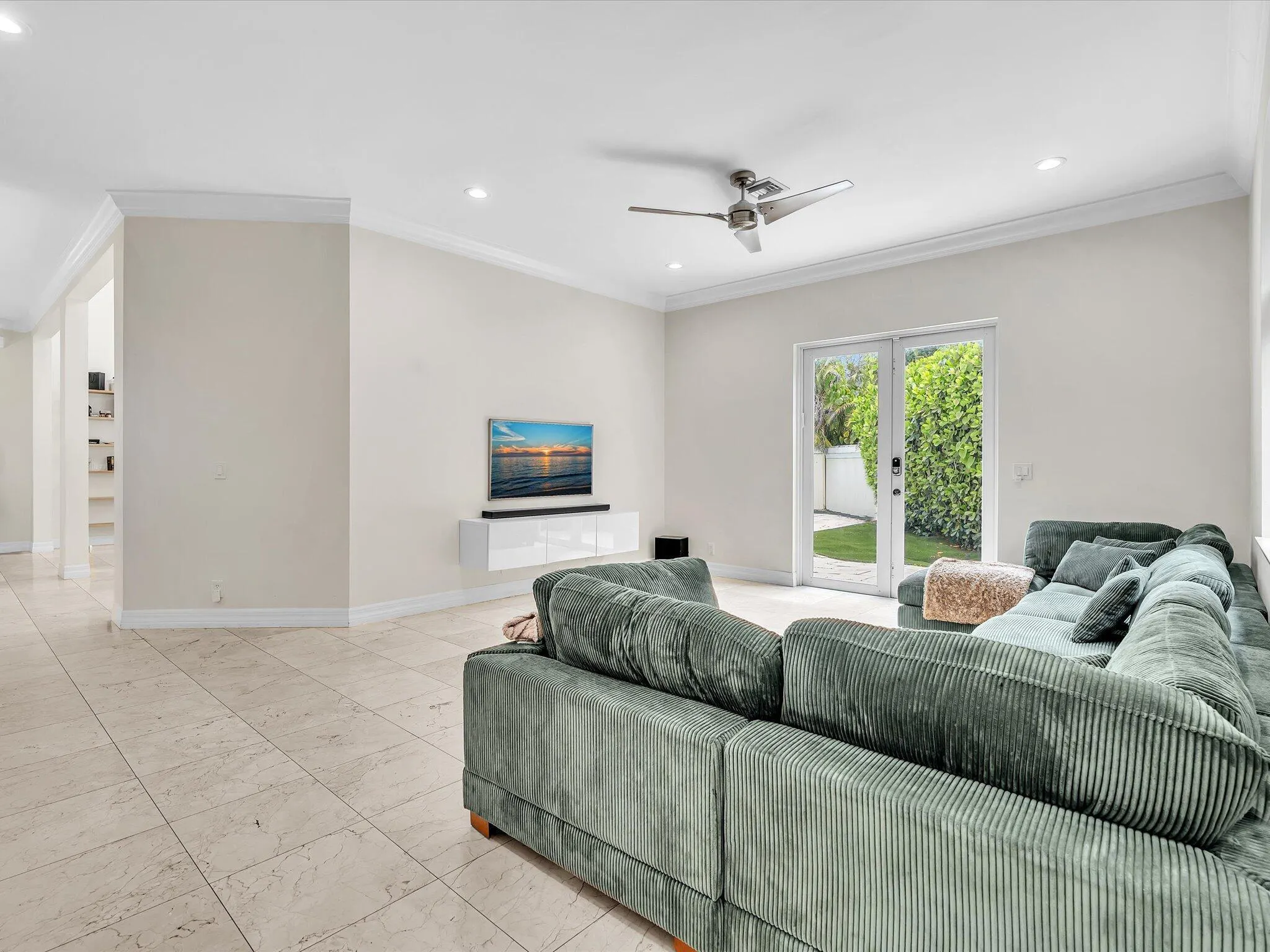 3555 Forest View Circle