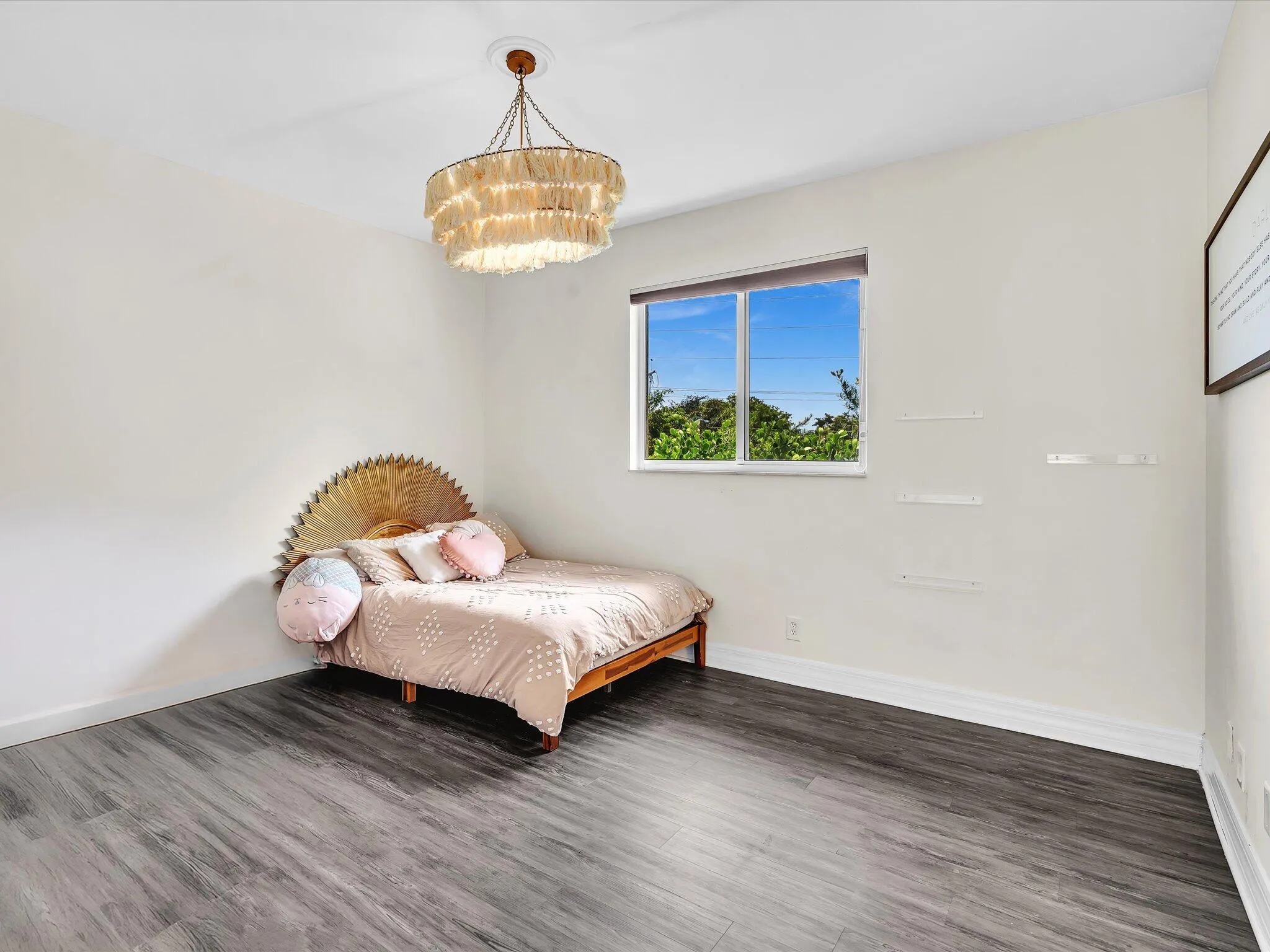 3555 Forest View Circle