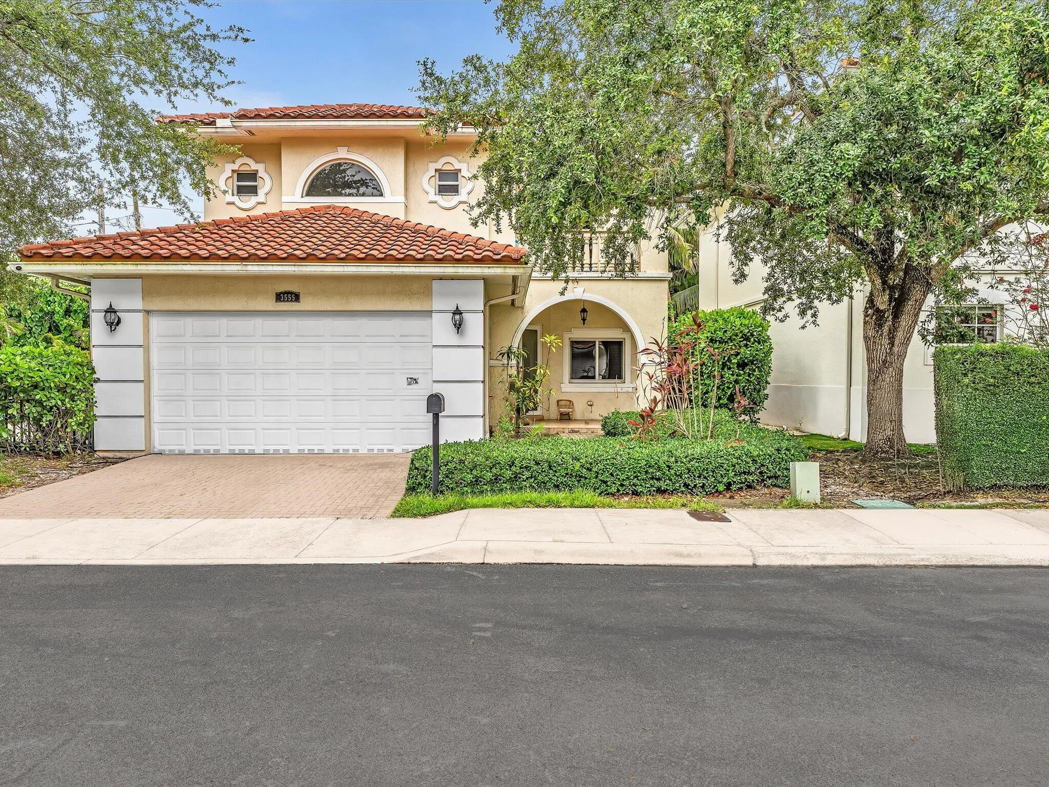 3555 Forest View Circle