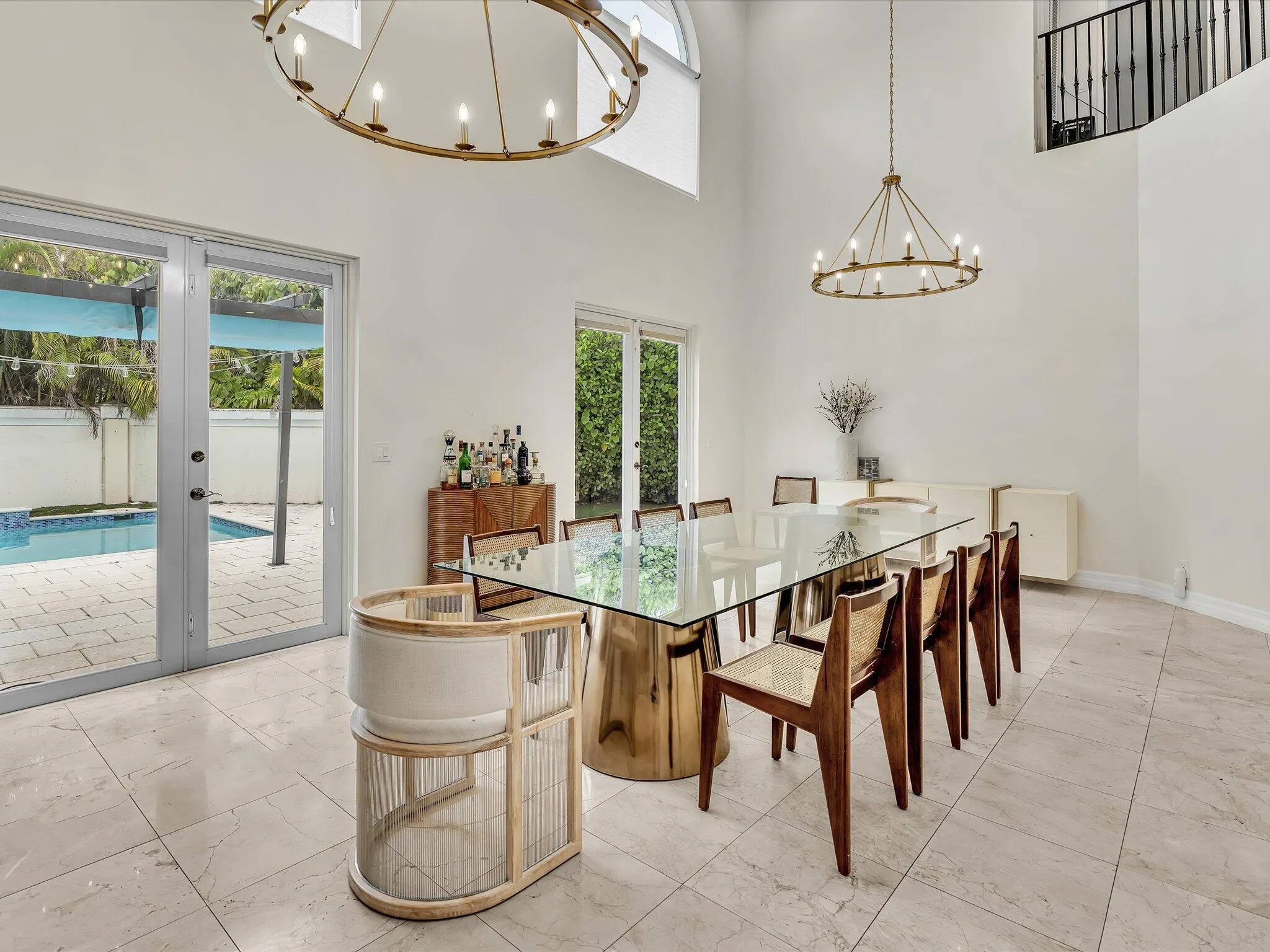 3555 Forest View Circle