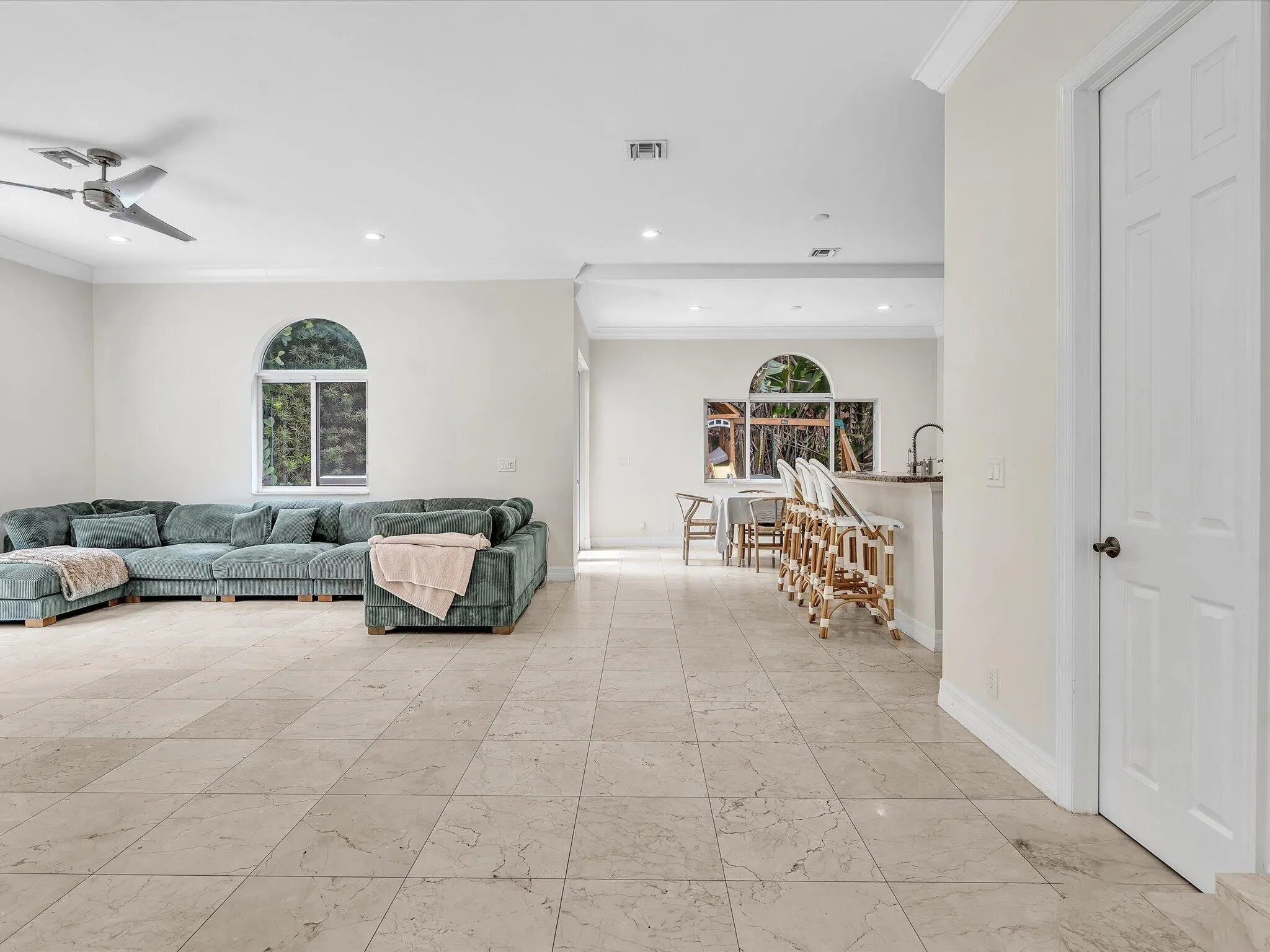 3555 Forest View Circle