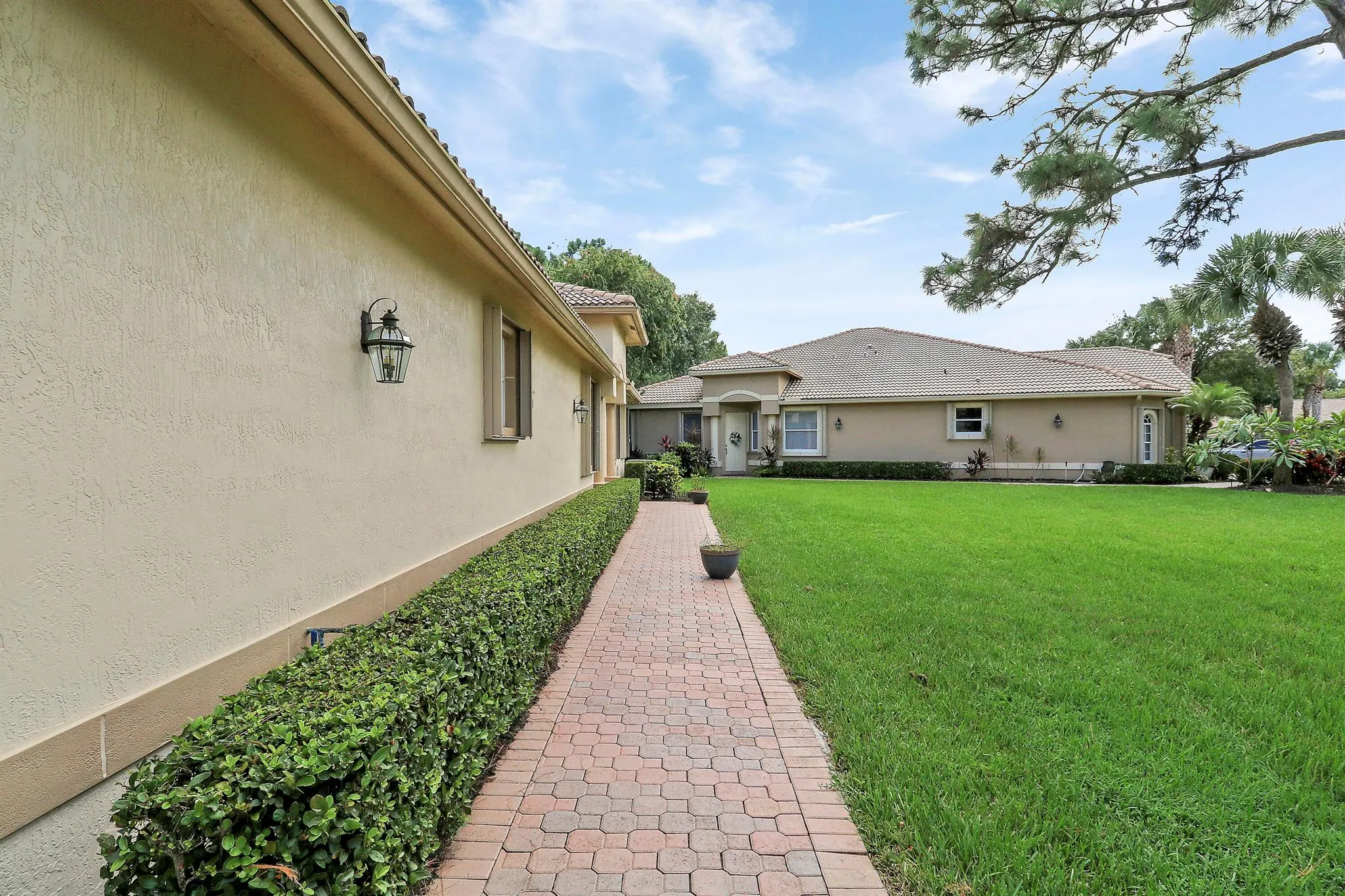 7010 Willow Pine Way