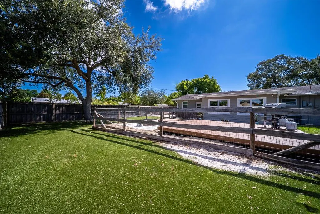 425 Erie Drive