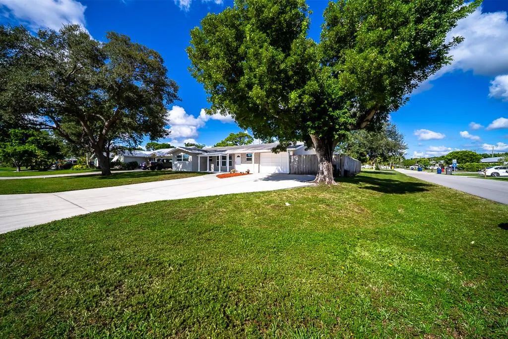 425 Erie Drive