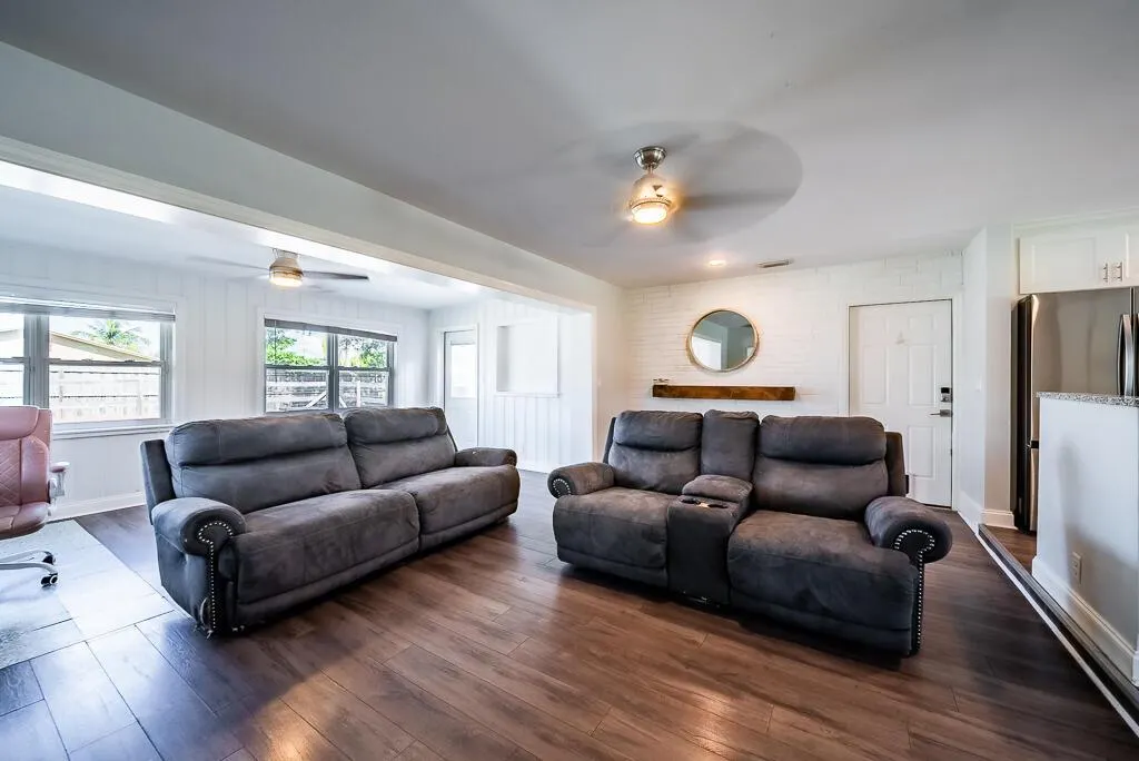 425 Erie Drive