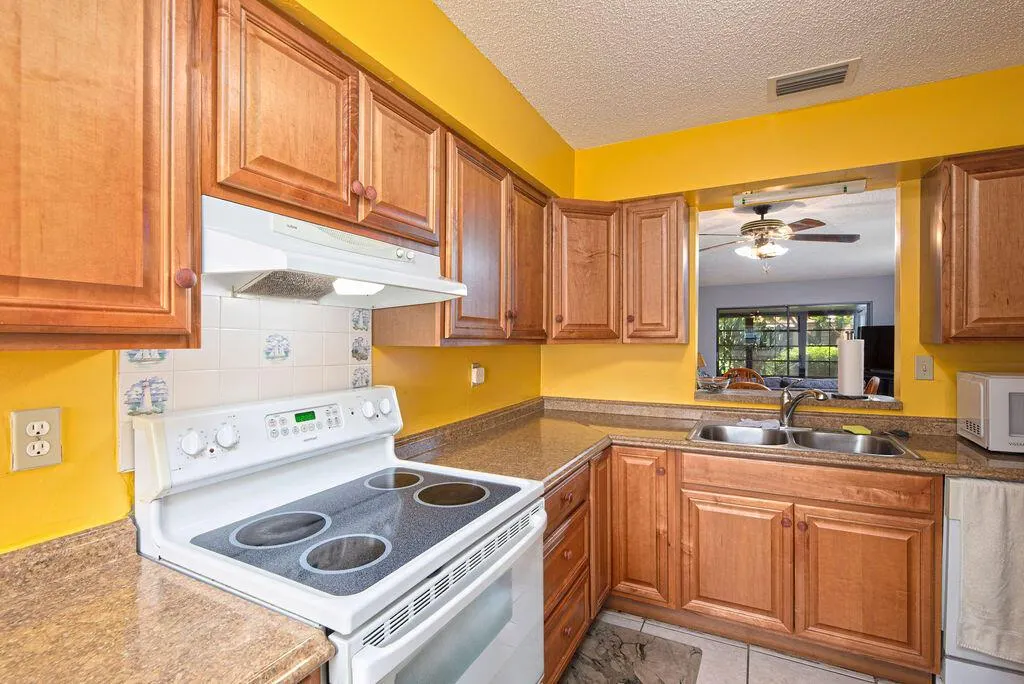 6034 Indrio Road, #1