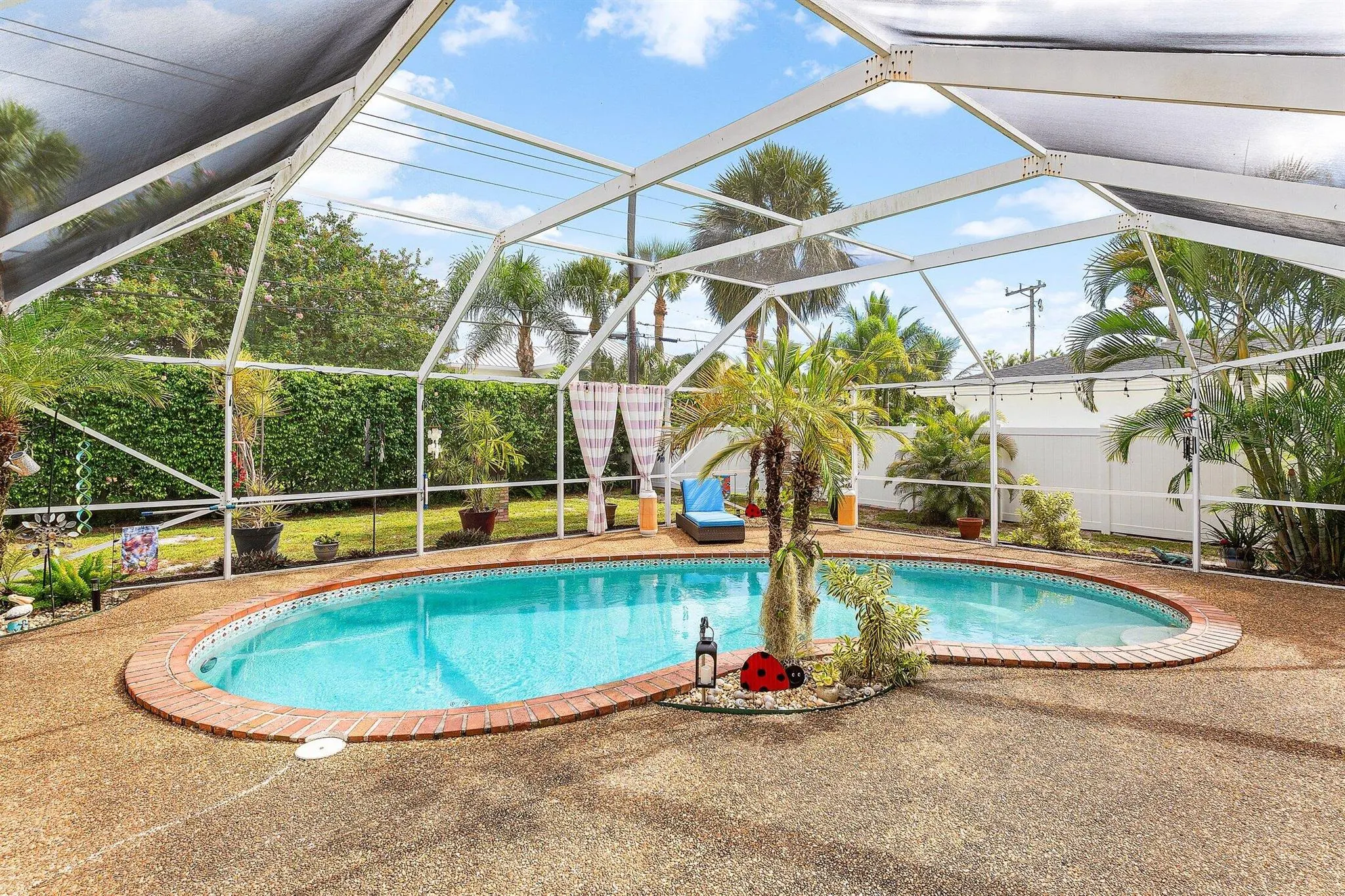 1421 SW 16th Street