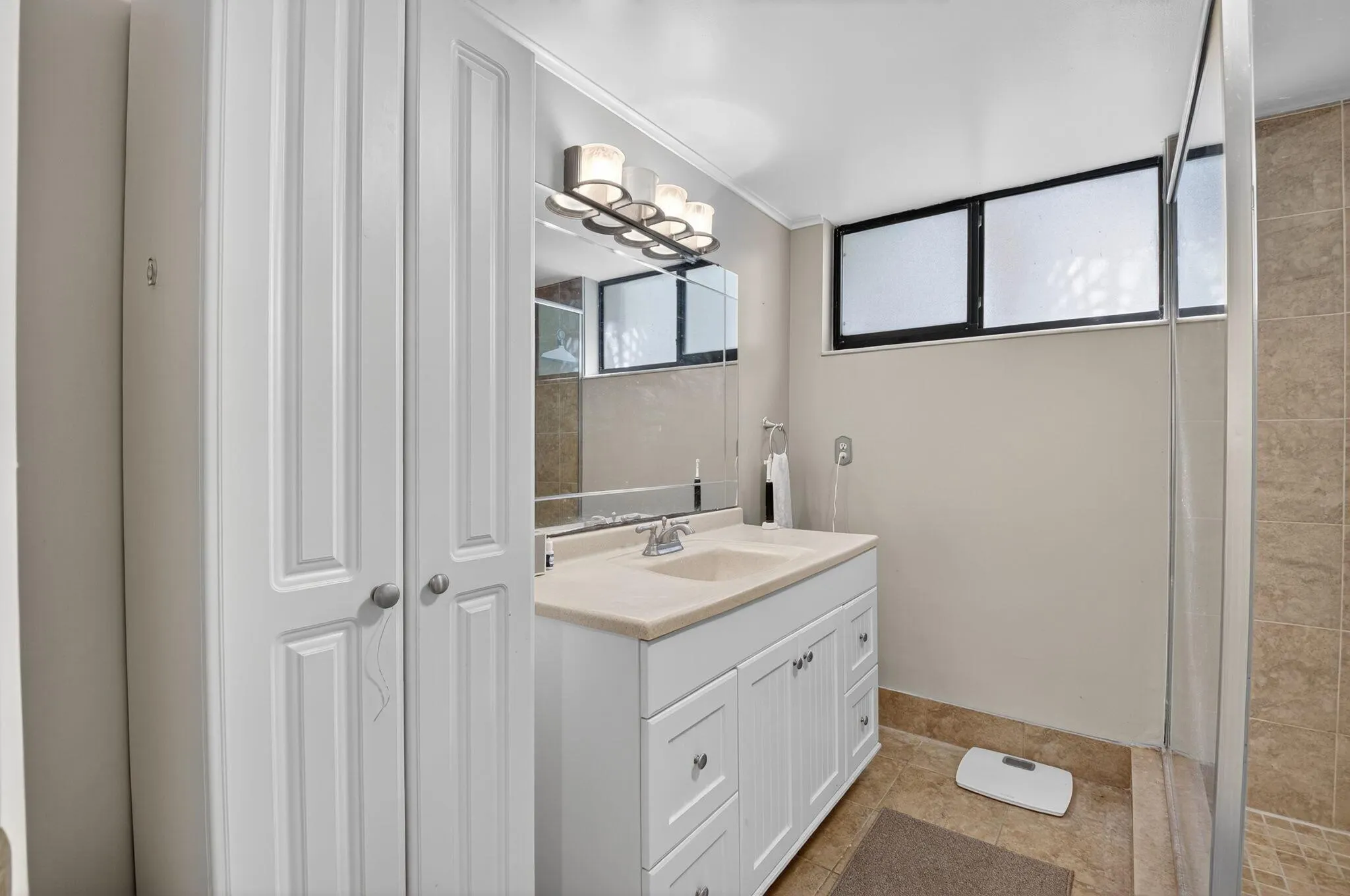 6342 Longboat Lane, #201