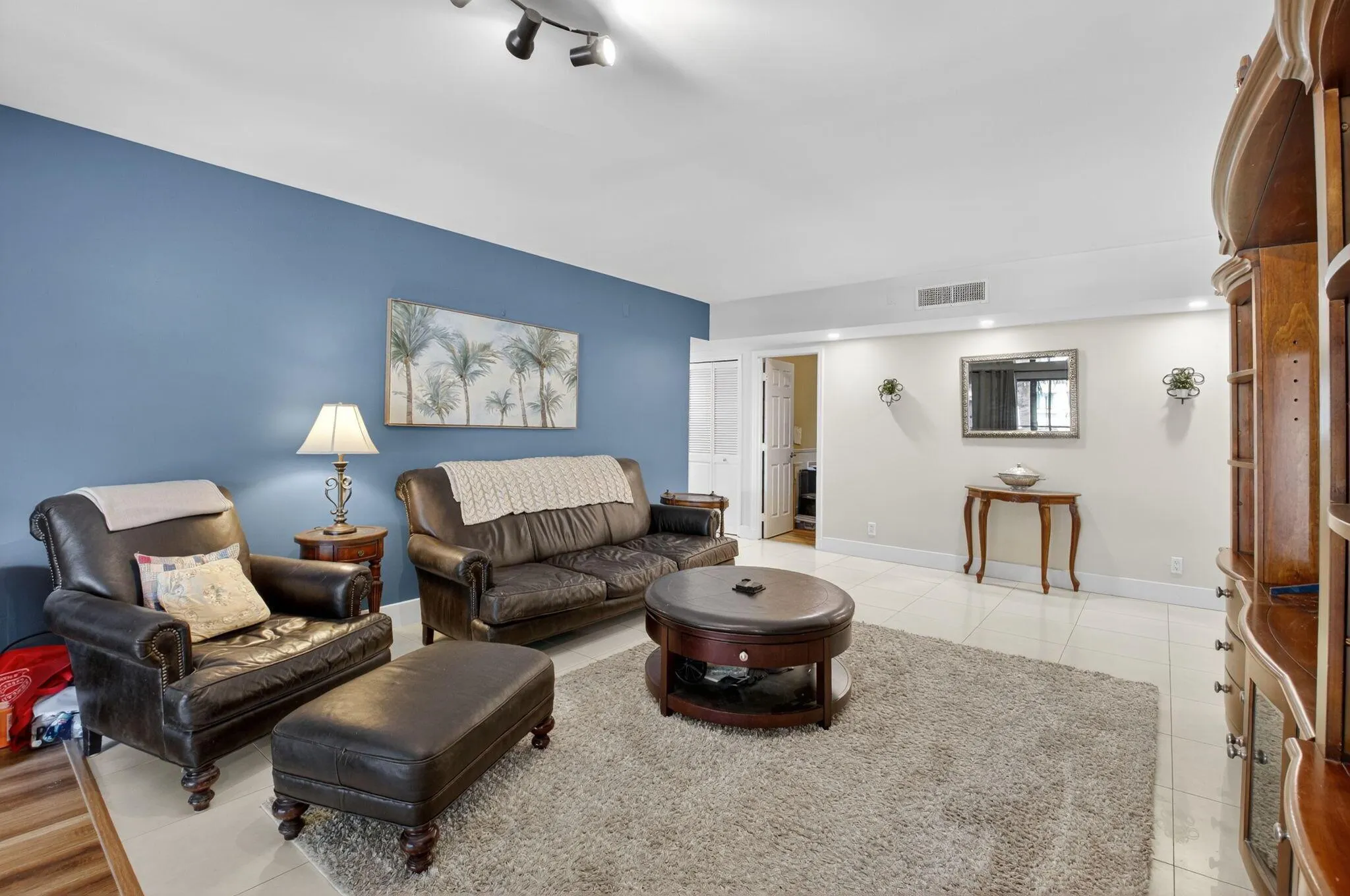 6342 Longboat Lane, #201