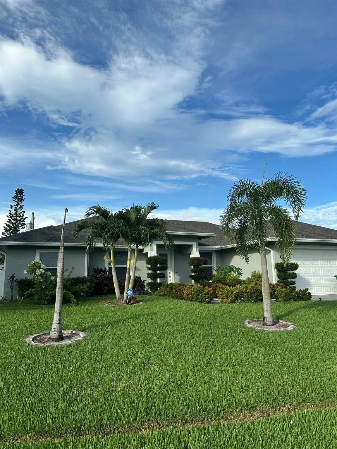 1159 SW Edinburgh Drive