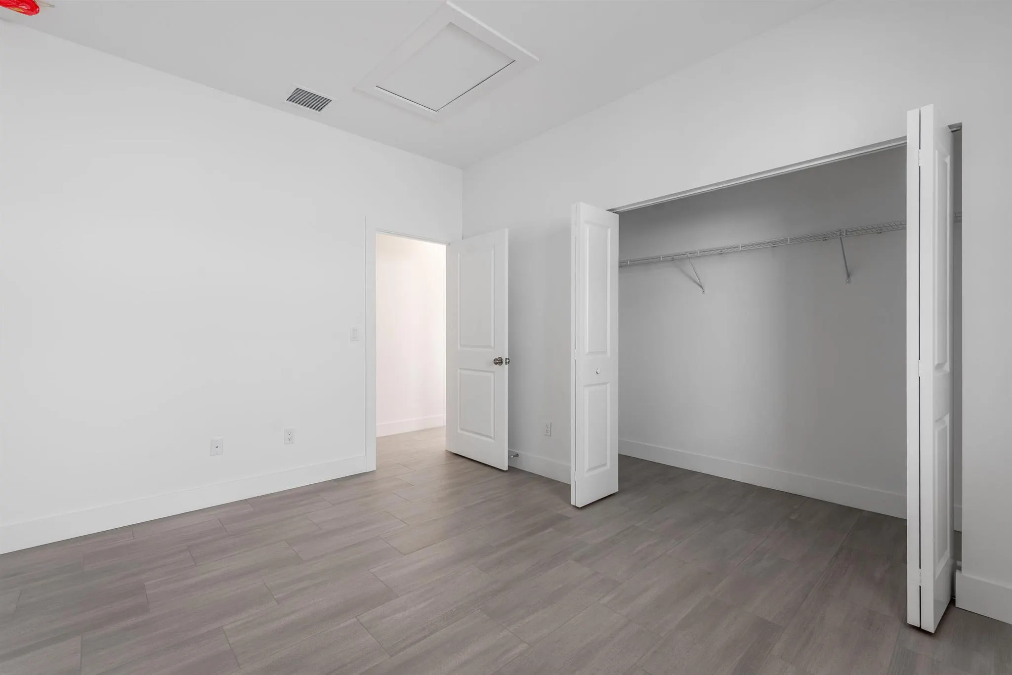 3739 Saginaw