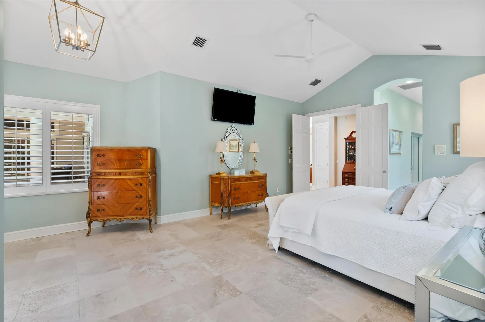 191 SW Hatteras Court
