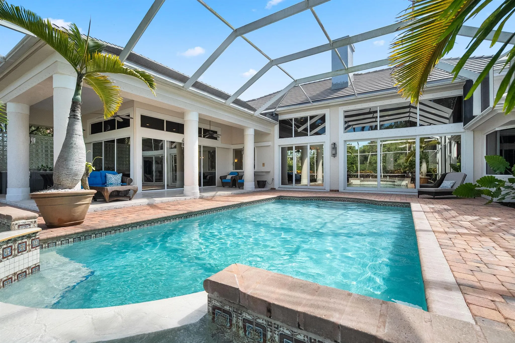 191 SW Hatteras Court
