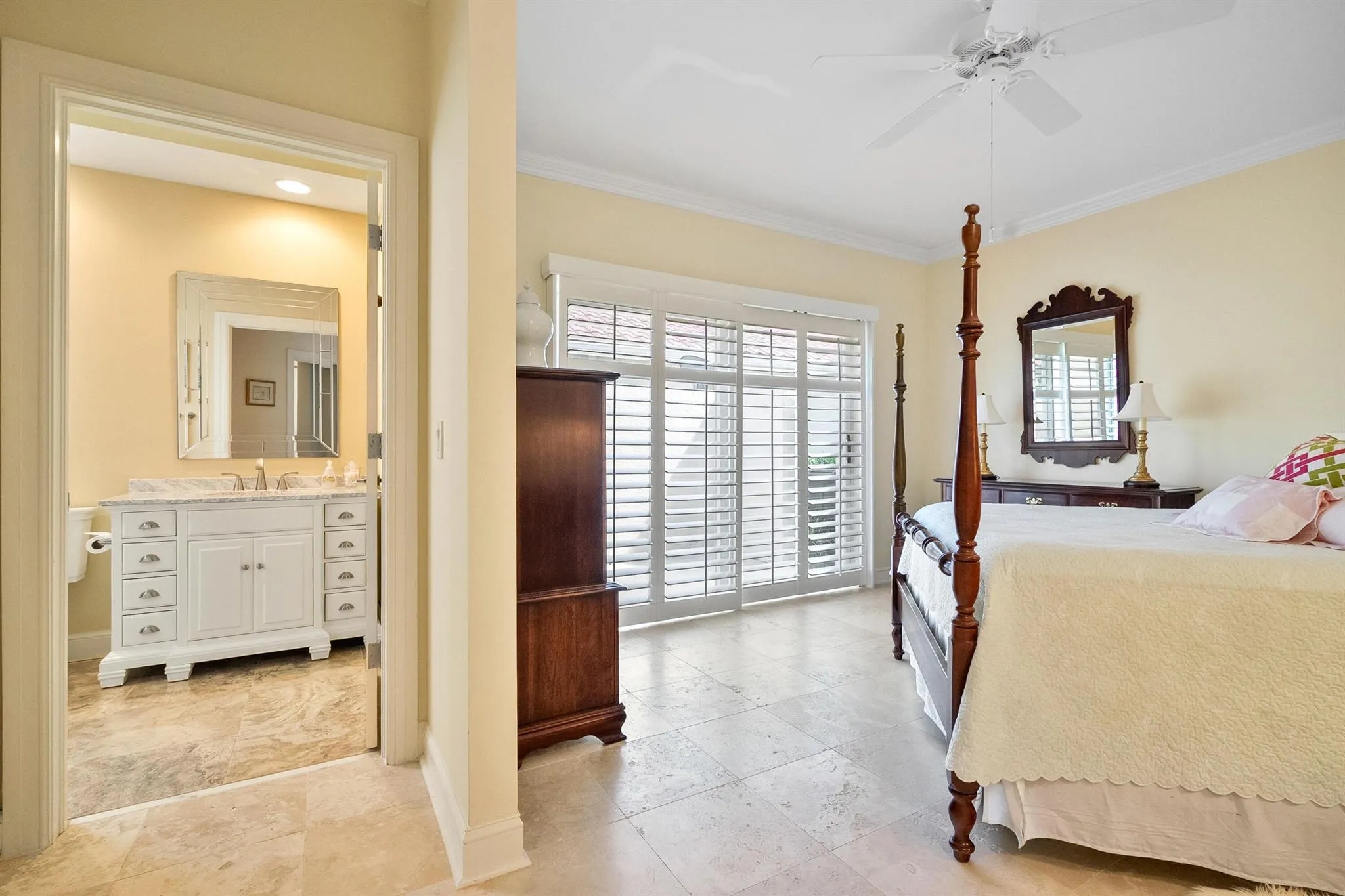 191 SW Hatteras Court