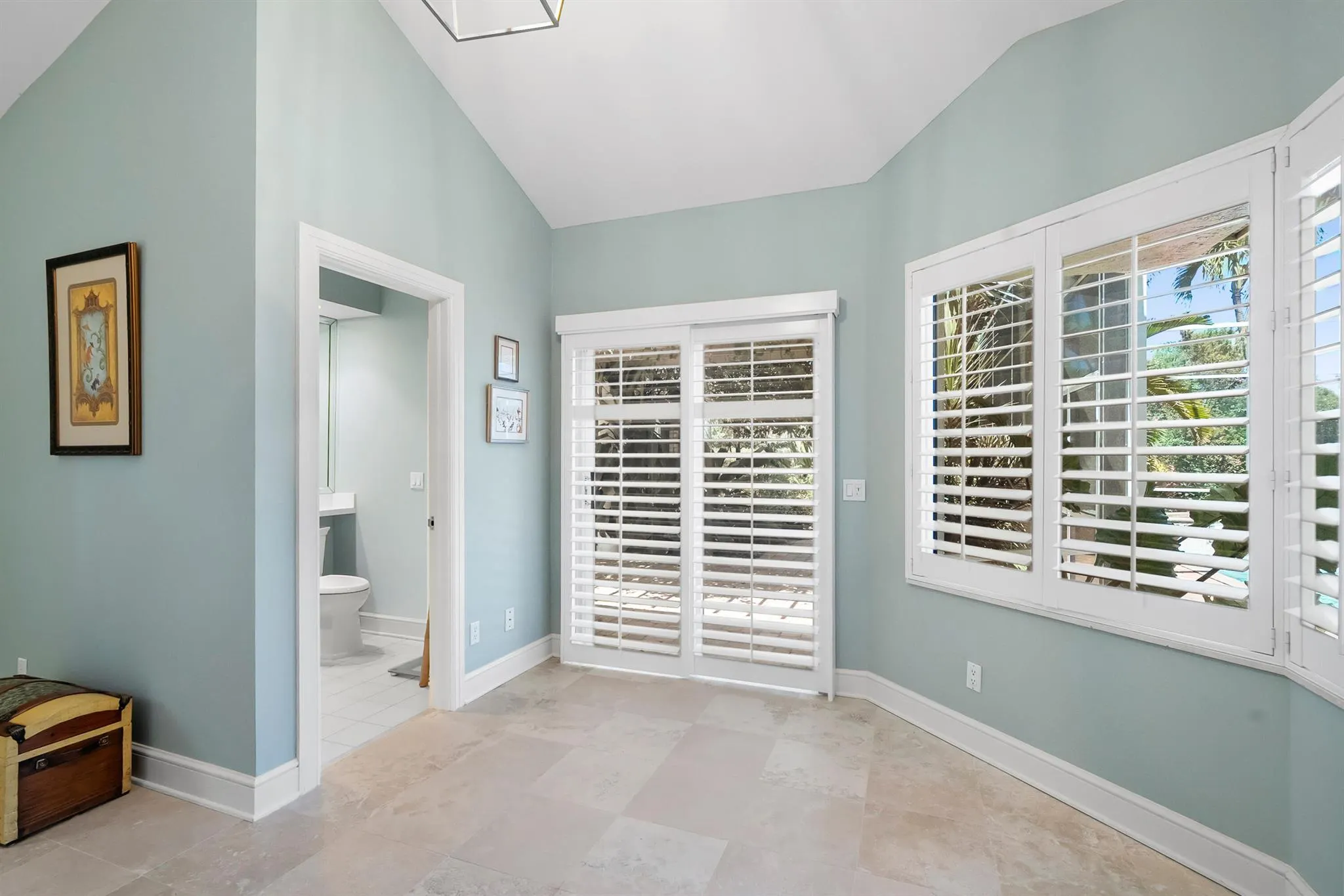 191 SW Hatteras Court