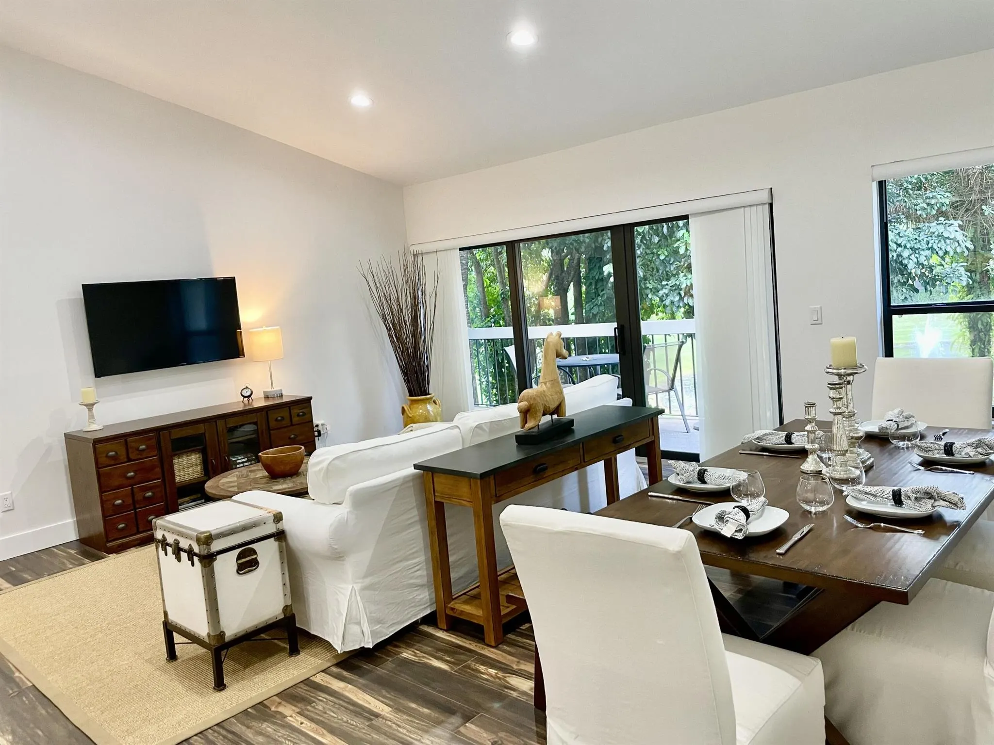 11863 Wimbledon Circle, #546
