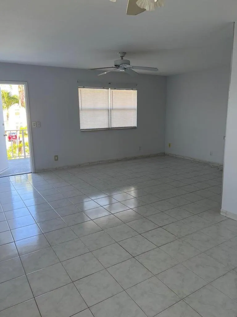371 Flanders H, #371