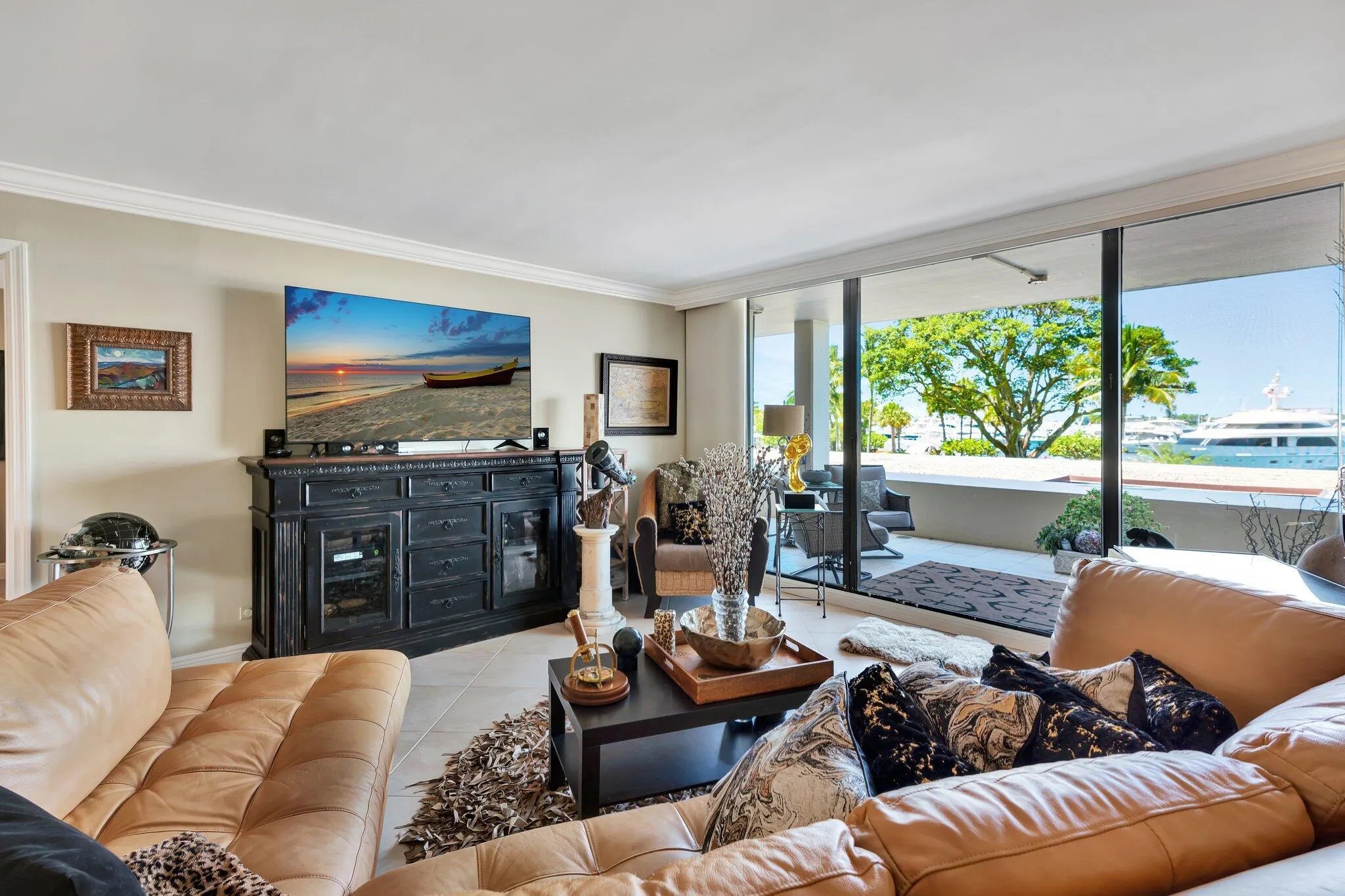 134 Lakeshore Drive, #215