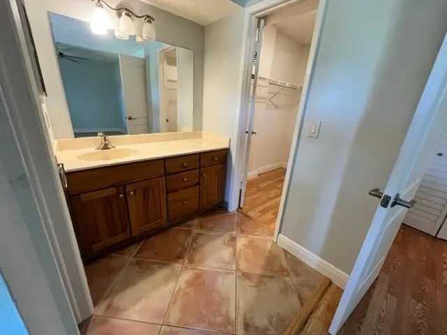 2255 Lindell 4209 Boulevard, #4209