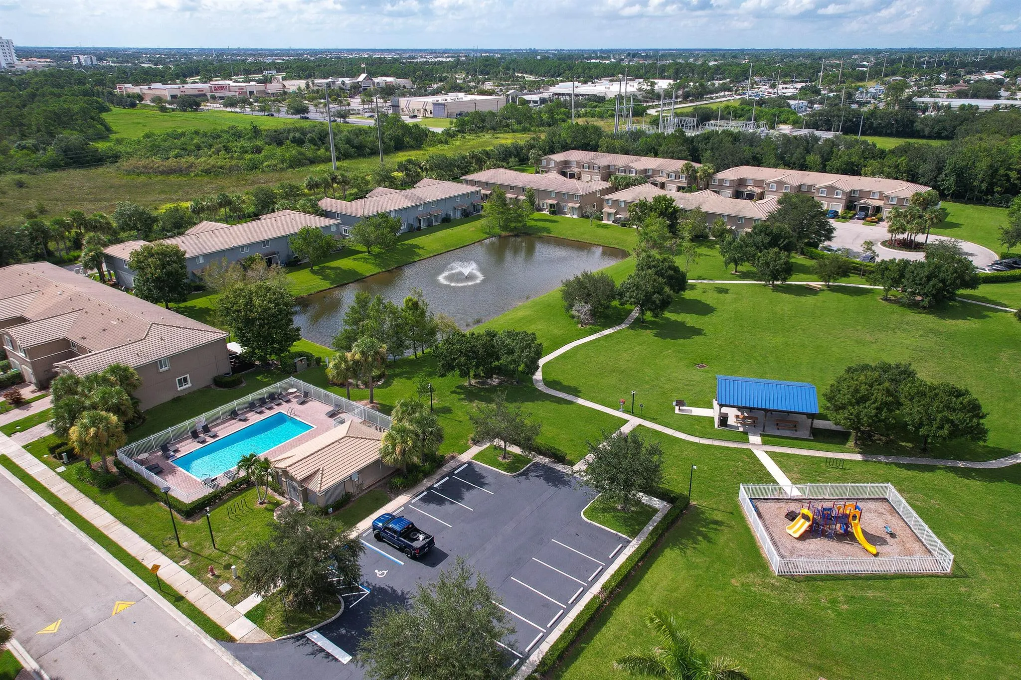 2241 SW Marshfield Court
