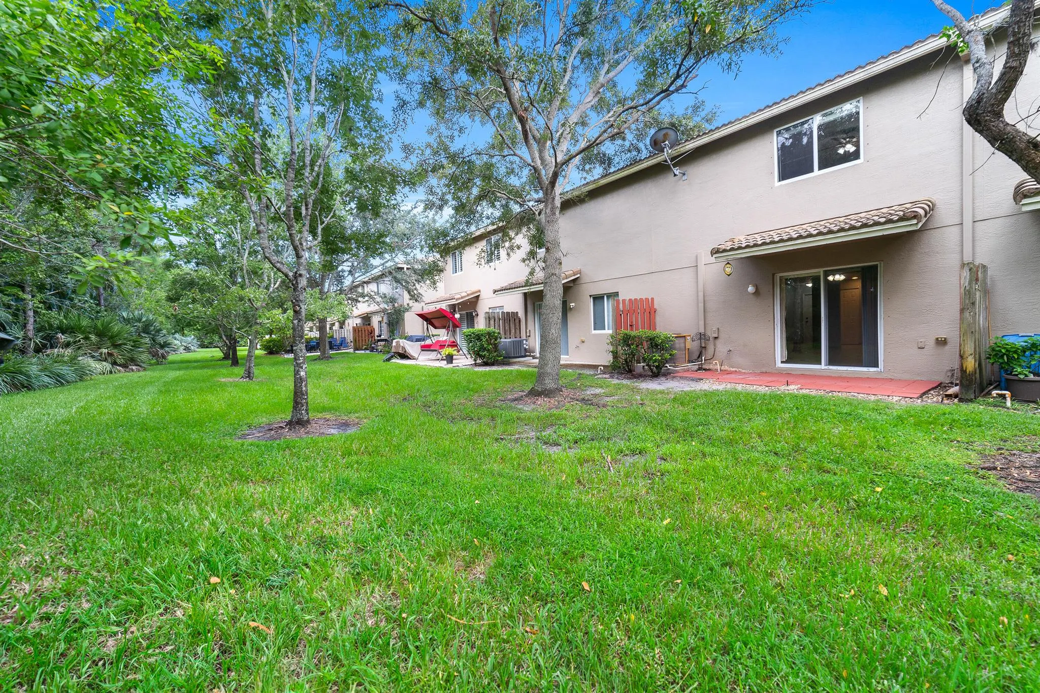 2241 SW Marshfield Court