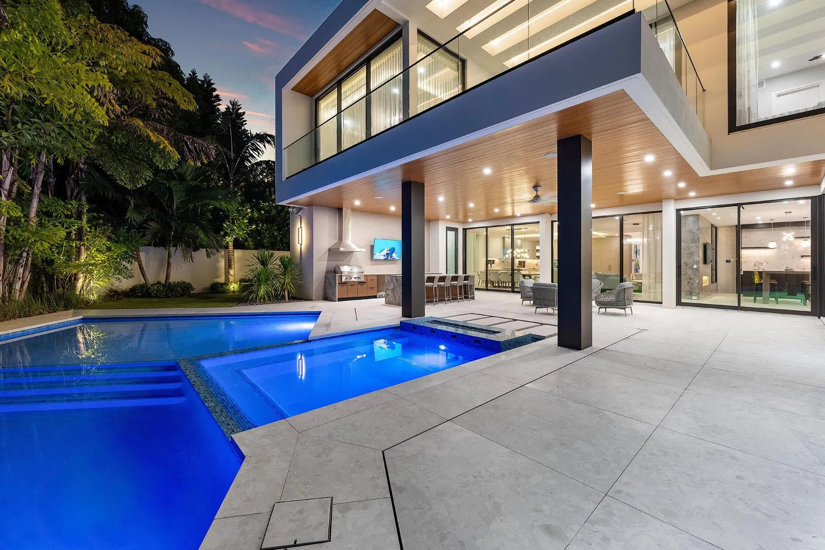 217 Thatch Palm Drive